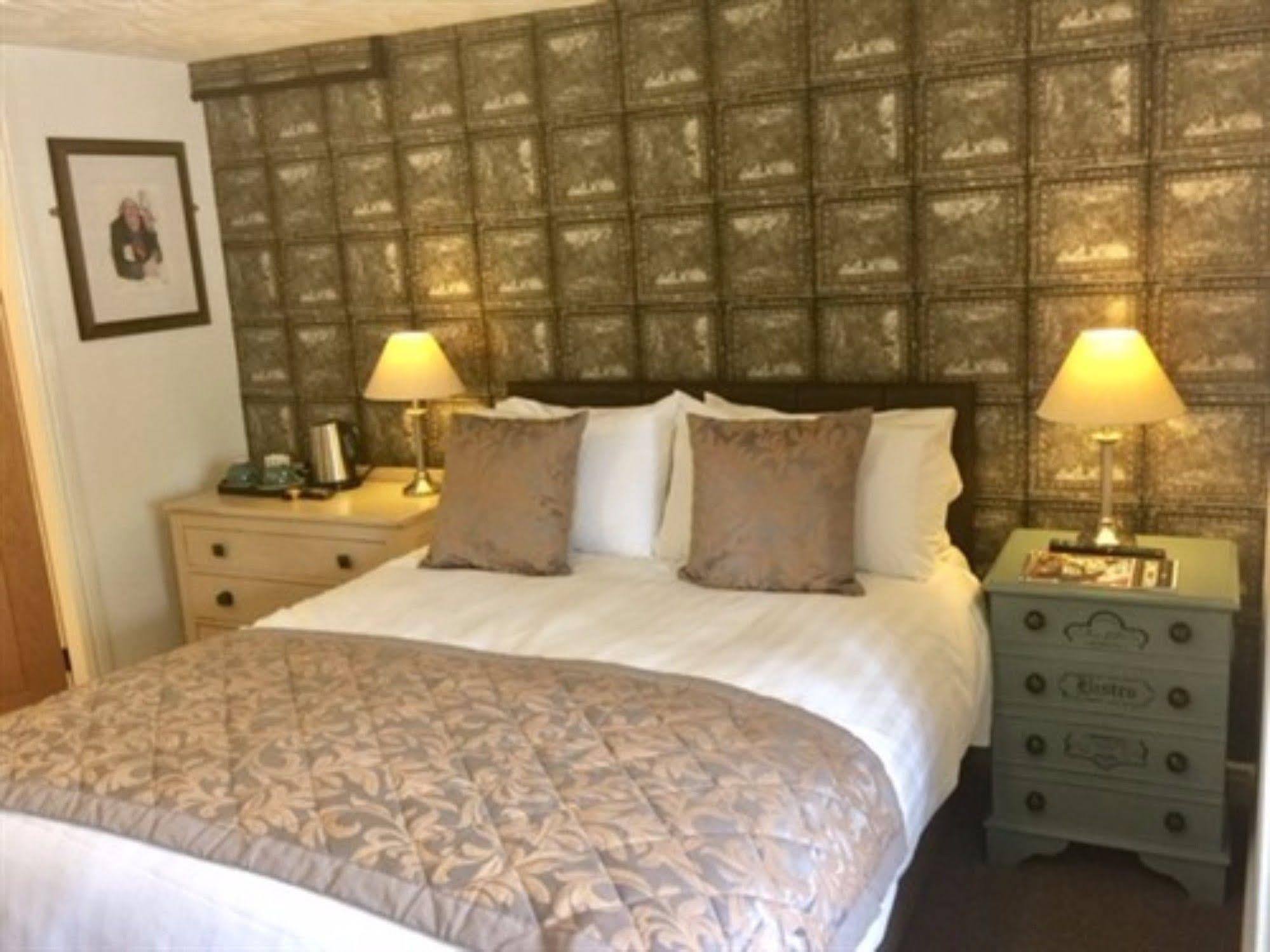 The Swan Inn Нантвіч Екстер'єр фото