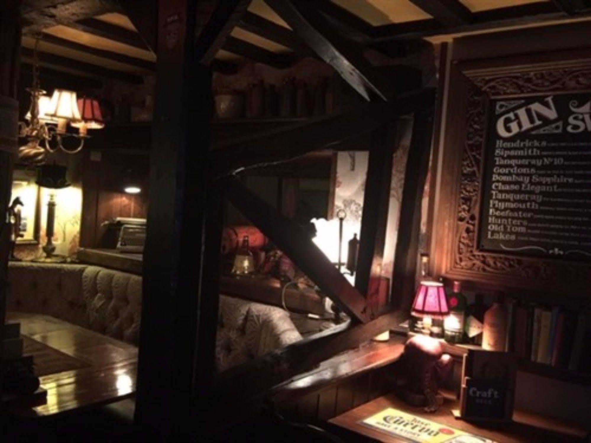 The Swan Inn Нантвіч Екстер'єр фото
